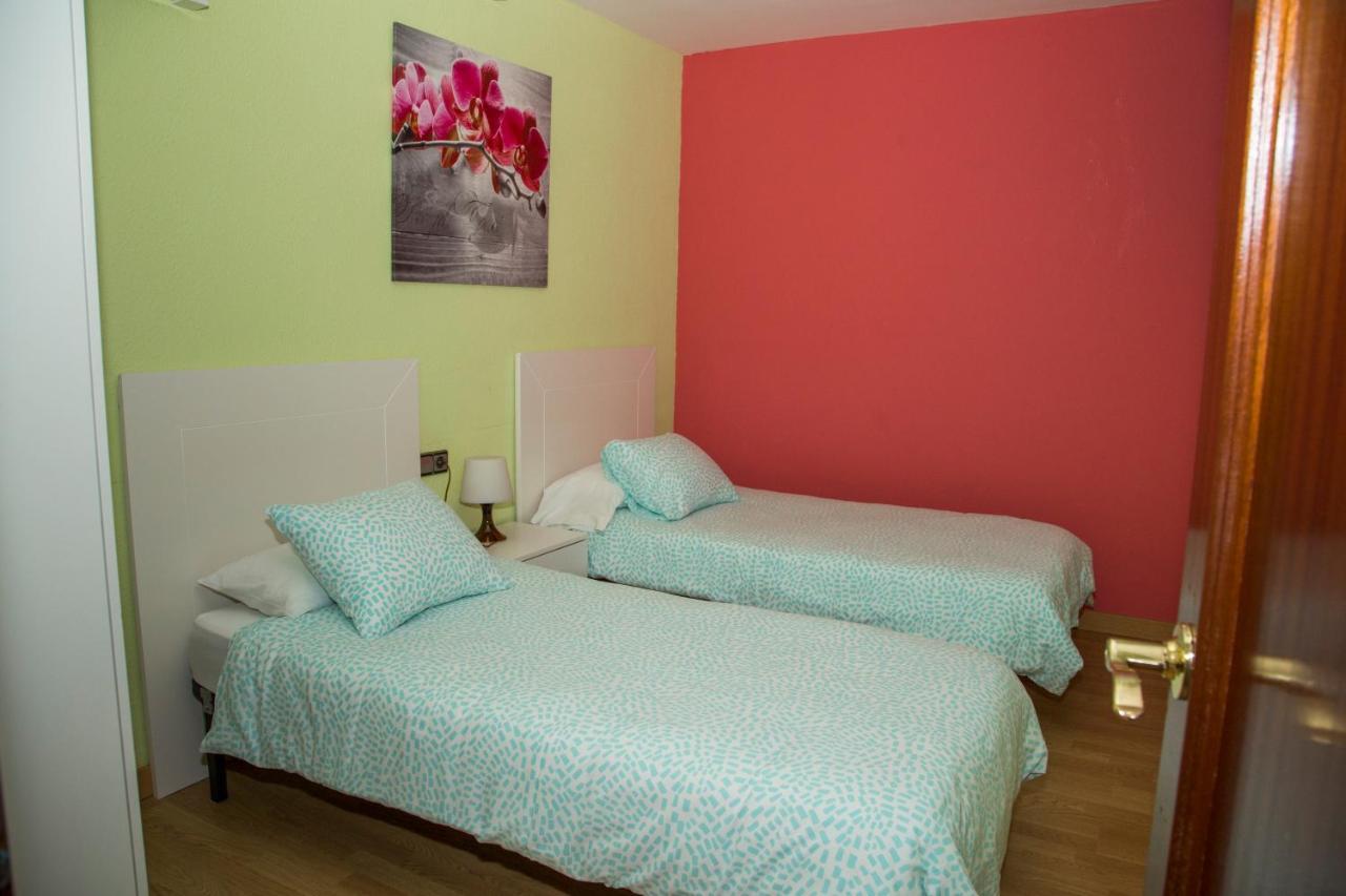 Apartamento Reus 1 - Parking gratuito Exterior foto